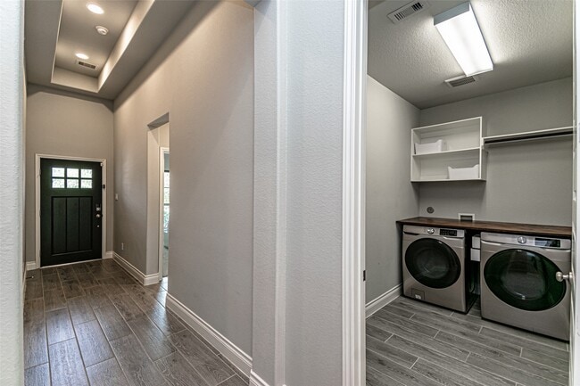 property at 546 Cedar Harbor Ct