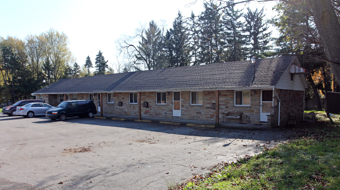 8685 Main St in Buffalo, NY - Building Photo