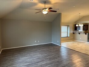 12409 Edison Dr in Oklahoma City, OK - Building Photo - Building Photo