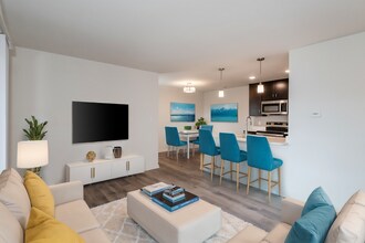 Walden Village Apartments in Beavercreek, OH - Foto de edificio - Building Photo