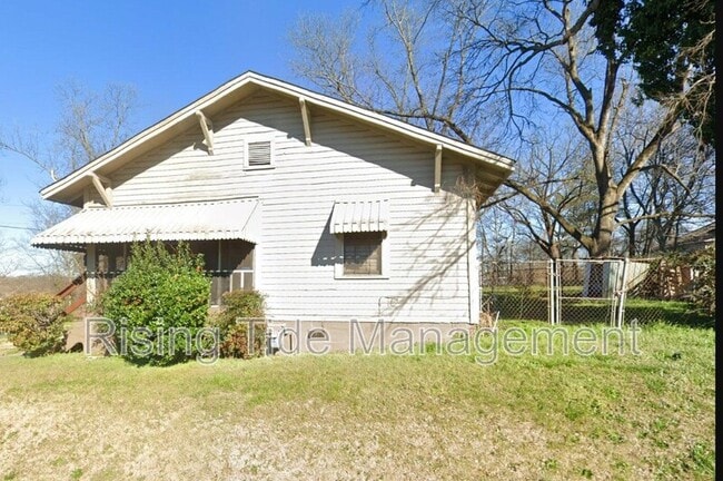 property at 3929 40th St N