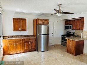 2601 S Course Dr in Pompano Beach, FL - Building Photo - Building Photo