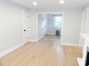 10 Clarmore Dr in Norwalk, CT - Building Photo - Building Photo