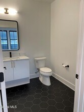 385 Broadway in Saratoga Springs, NY - Building Photo - Building Photo