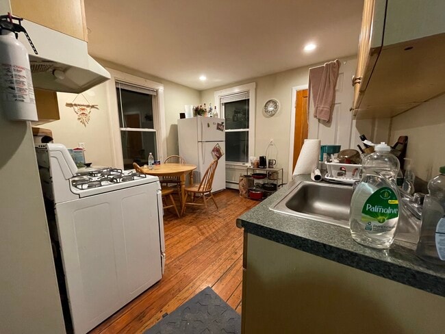 63 Pleasant St, Unit 64-2
