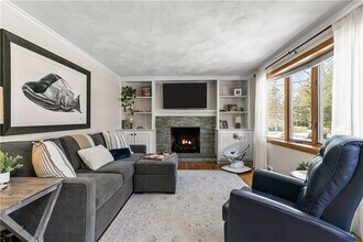 60 Knollwood Cir in North Kingstown, RI - Building Photo - Building Photo