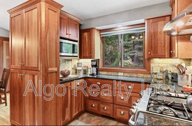 property at 6471 Bay Dr