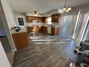 2139 Westside Dr in Rochester, NY - Building Photo - Building Photo