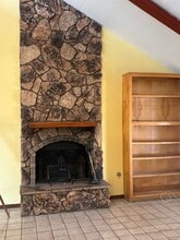 14861 Apple Valley Rd in Apple Valley, CA - Foto de edificio - Building Photo