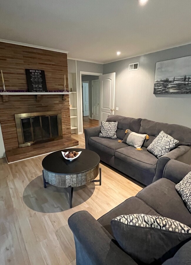 1102 Whitaker Cove