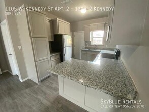 1105 W Kennedy St in Pharr, TX - Foto de edificio - Building Photo