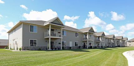 Wyndham Lake Villas in Green Bay, WI - Building Photo - Building Photo