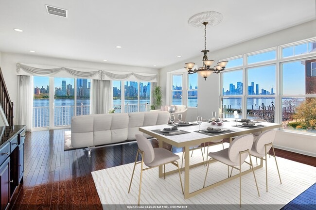 property at 470 Buffalo Ct