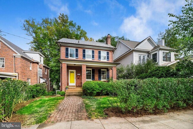5923 33rd St NW in Washington, DC - Building Photo - Building Photo