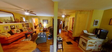 717 Leavenworth St in Manhattan, KS - Building Photo - Building Photo