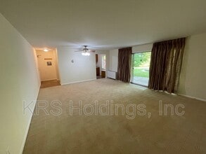 4108 Mangalore Dr in Annandale, VA - Building Photo - Building Photo