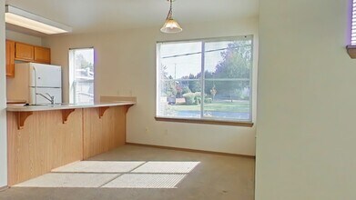 2960 NW Tyler Ave in Corvallis, OR - Building Photo - Building Photo