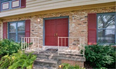 11207 Crestfield Dr SE in Huntsville, AL - Building Photo - Building Photo