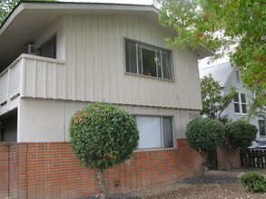 2540 2nd Ave in Sacramento, CA - Foto de edificio - Building Photo