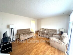 52 Little Wedeene St in Kitimat, BC - Building Photo - Building Photo