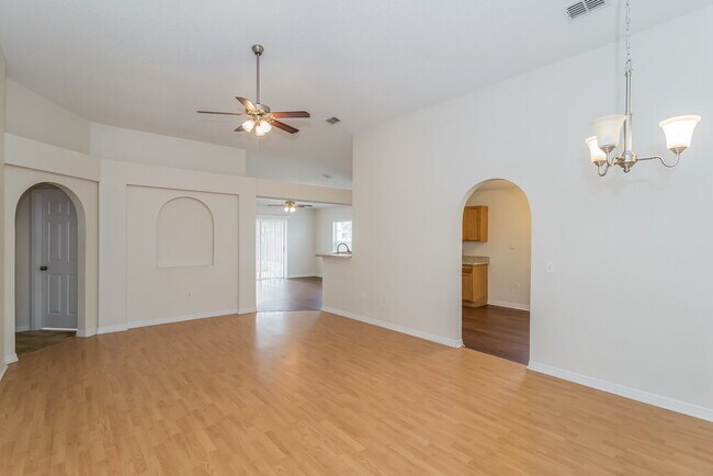 3003 Valkyrie Rd in Middleburg, FL - Building Photo - Building Photo