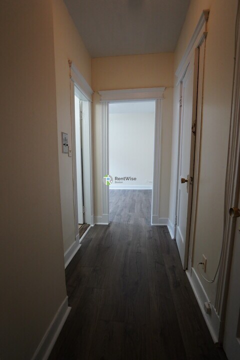 1148 Commonwealth Ave in Boston, MA - Building Photo