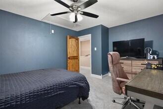 1917 Endeavor Ct in Seabrook, TX - Building Photo - Building Photo