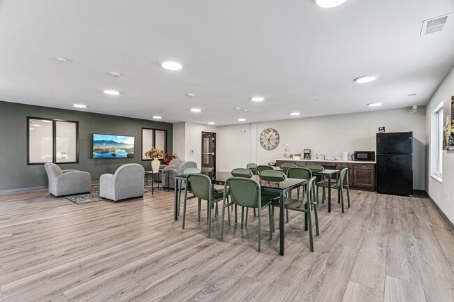 ARRO Senior (55+) Apartments