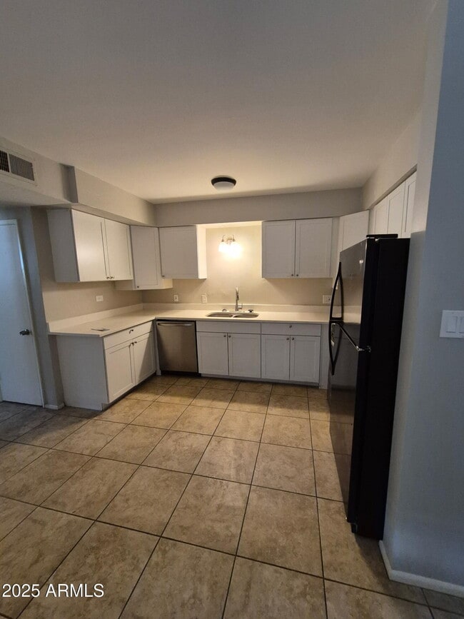 935 N Orange in Mesa, AZ - Building Photo - Building Photo