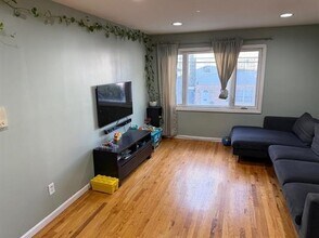 69 Cambridge Ave in Jersey City, NJ - Building Photo - Building Photo