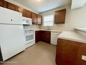 3544 Brockton Ln in Louisville, KY - Building Photo - Building Photo