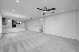 12529 Hallstatt Dr in Manor, TX - Building Photo - Building Photo