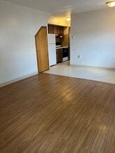 114-116 Spruce St, Unit B in Olyphant, PA - Foto de edificio - Building Photo