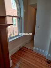 2 Ware St, Unit 109 in Cambridge, MA - Building Photo - Building Photo