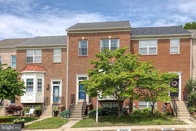 property at 7804 Creek Shore Way