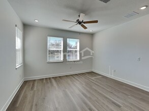 16438 Cheyanne Ct in Parrish, FL - Foto de edificio - Building Photo