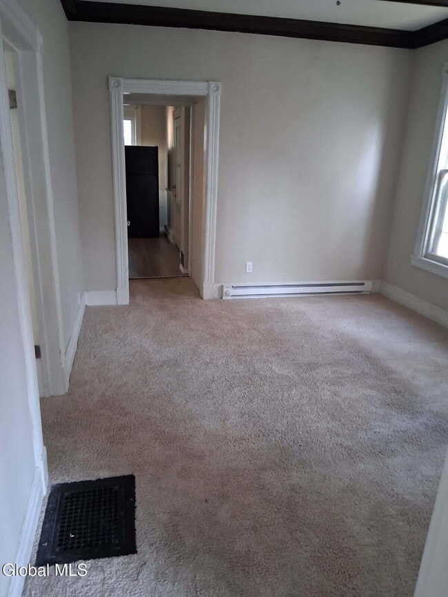 185 Market St in Amsterdam, NY - Building Photo - Building Photo