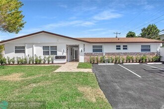 5122 NE 19th Ave in Fort Lauderdale, FL - Building Photo - Building Photo