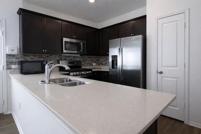 14301 Sandrock Bnd in Pflugerville, TX - Building Photo - Building Photo