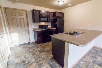 Tollefson Apartments in Missoula, MT - Foto de edificio - Building Photo