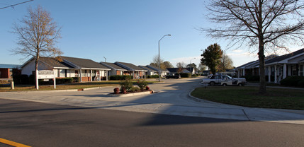 Four Oaks Village Apartments in Four Oaks, NC - Building Photo - Building Photo