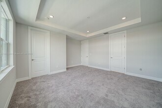 1280 Eucalyptus Dr in Hollywood, FL - Building Photo - Building Photo