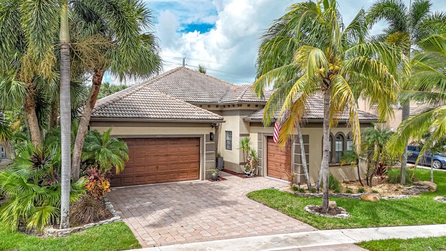 property at 1289 Beacon Cir