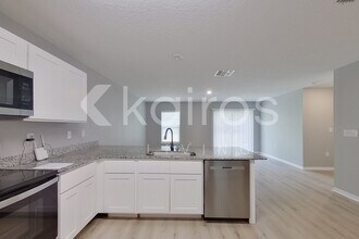 8833 N Vienna Dr in Citrus Springs, FL - Foto de edificio - Building Photo