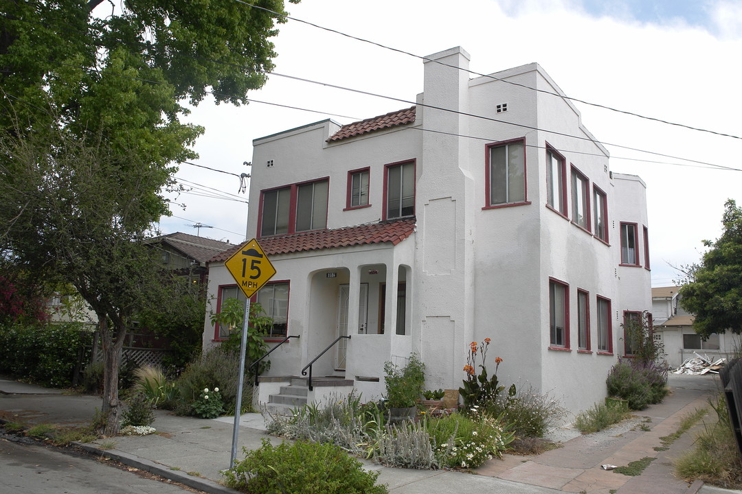 3536 Randolph Ave in Oakland, CA - Building Photo