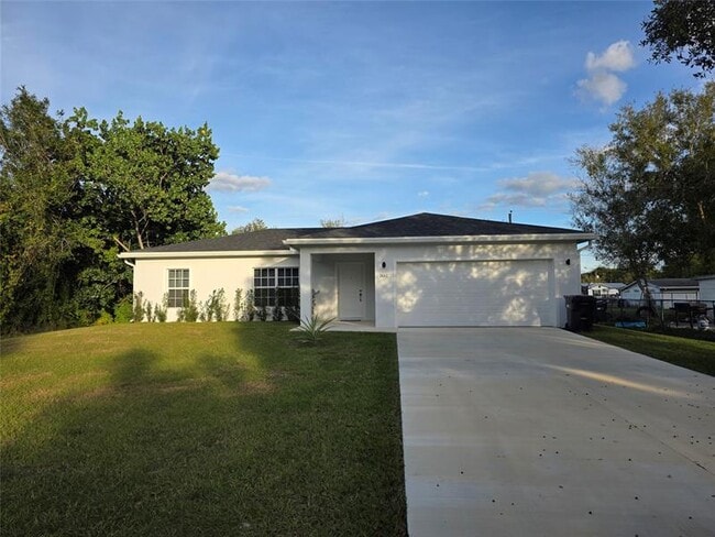 3442 NW 36th Ave in Okeechobee, FL - Building Photo - Building Photo