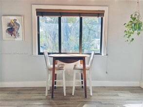 1175 NE 131st St in North Miami, FL - Building Photo - Building Photo