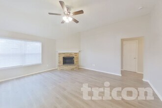 1727 Oneal St in Lancaster, TX - Building Photo - Building Photo