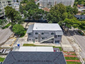 600 NW 25th Ct in Miami, FL - Building Photo - Building Photo