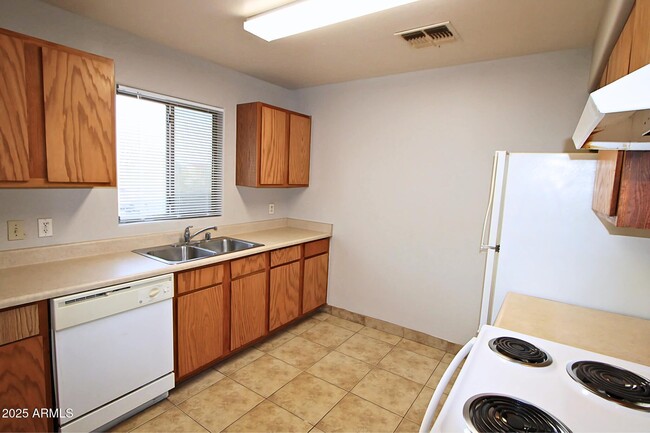 property at 507 E 10th Ave